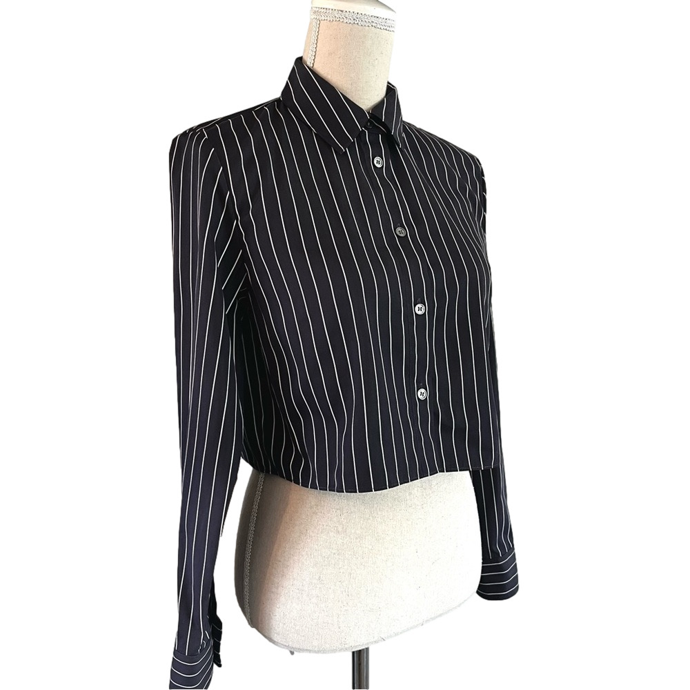 Theory Navy Pinstripe Cropped Button-Down Shirt Size Small - Picture 3 of 13